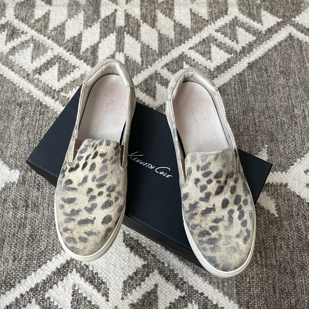 Kenneth Cole Slides